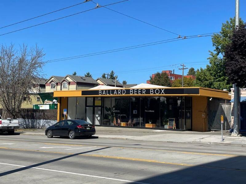 Ballard Beer Box is a great beer bar in Ballard, Seattle with a huge variety of beers to choose from